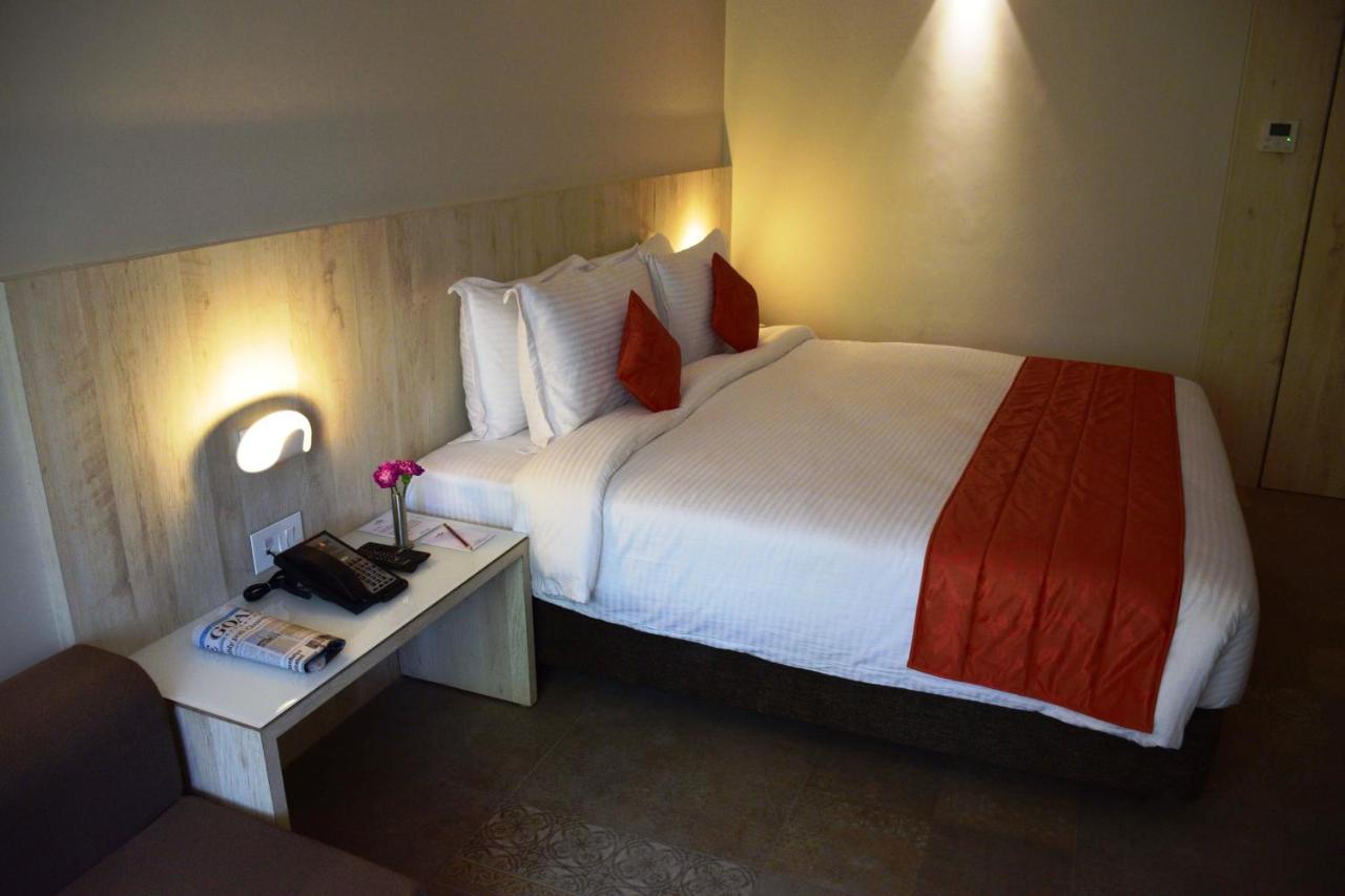 Hotel Citrus Prime Candolm, Goa Candolim Kültér fotó