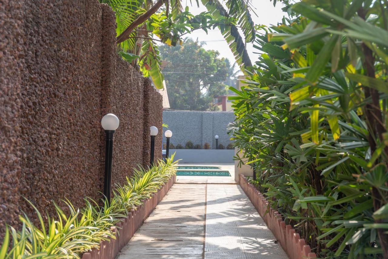 Hotel Citrus Prime Candolm, Goa Candolim Kültér fotó